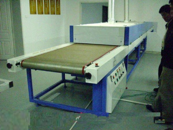 四氟輸送帶、鐵氟龍輸送帶與特氟龍高溫輸送帶 特性、應用與通用件選擇